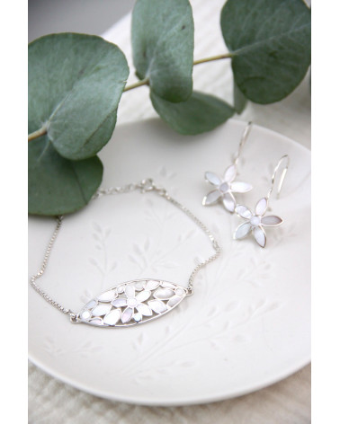 Geschenk Frau-Ohrringe Blume-Weiss Perlmutt-Sterling Silber-Frau