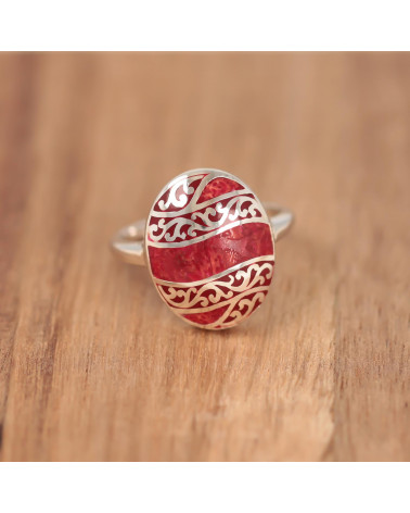 Red coral natural ring with 925-000 silverlacework