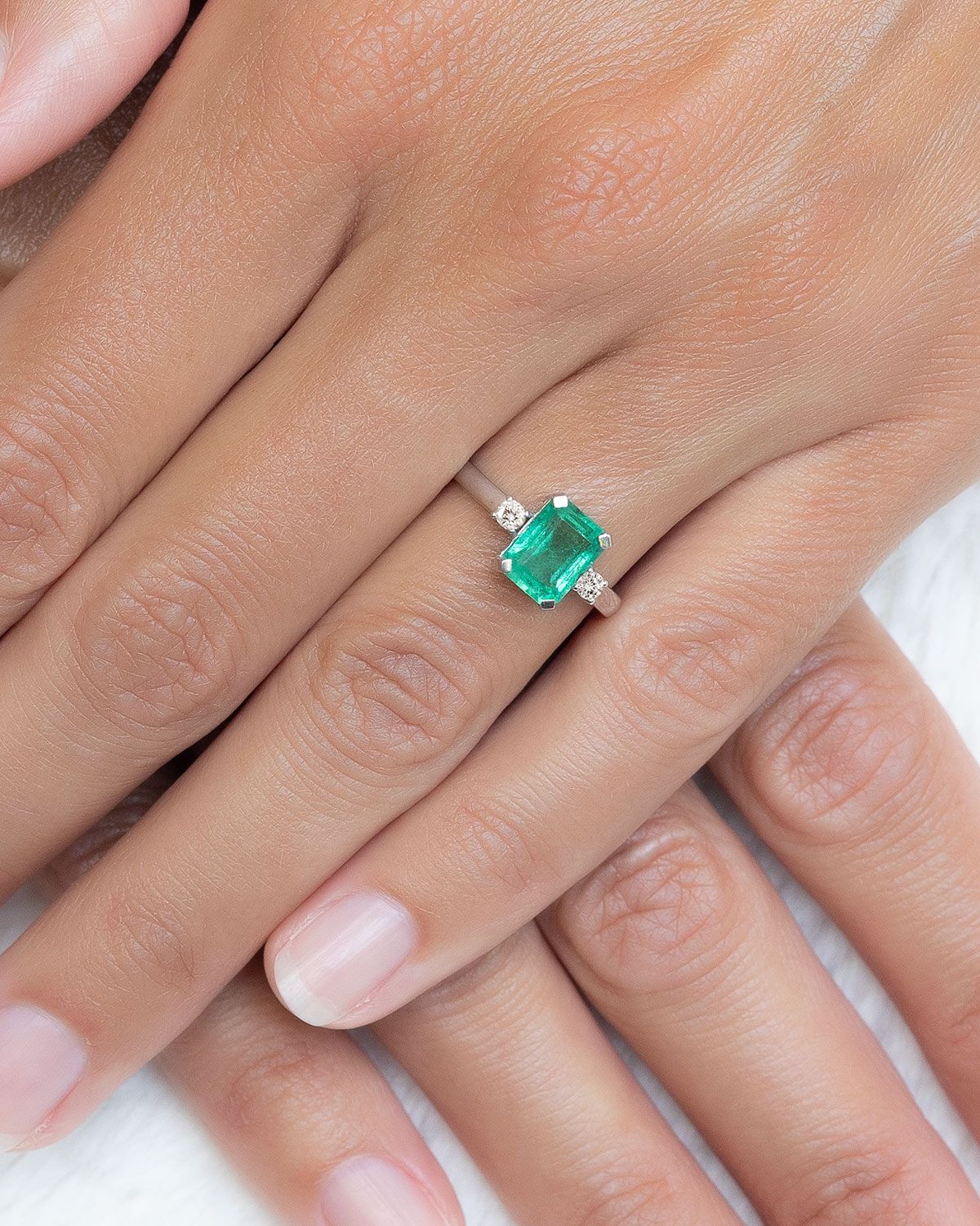 925 Silver Emerald Diamonds Ring