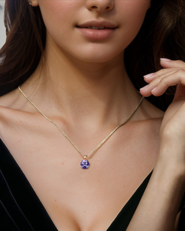Faceted Amethyst pendant set in 18-carat fine gold 925 silver