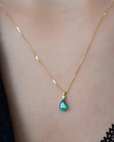 Collar Colgante de Oro 14K Esmeralda y Diamantes Cadena Oro incluida