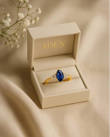 Anillo de Oro Zafiro y diamantes